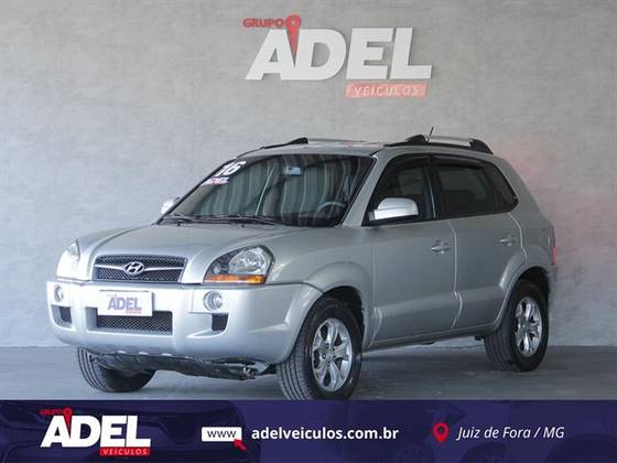 HYUNDAI TUCSON 2.0 MPFI GLS 16V 143CV 2WD FLEX 4P AUTOMÁTICO HYUNDAI TUCSON 2.0 MPFI GLS 16V 143CV 2WD FLEX 4P AUTOMÁTICO